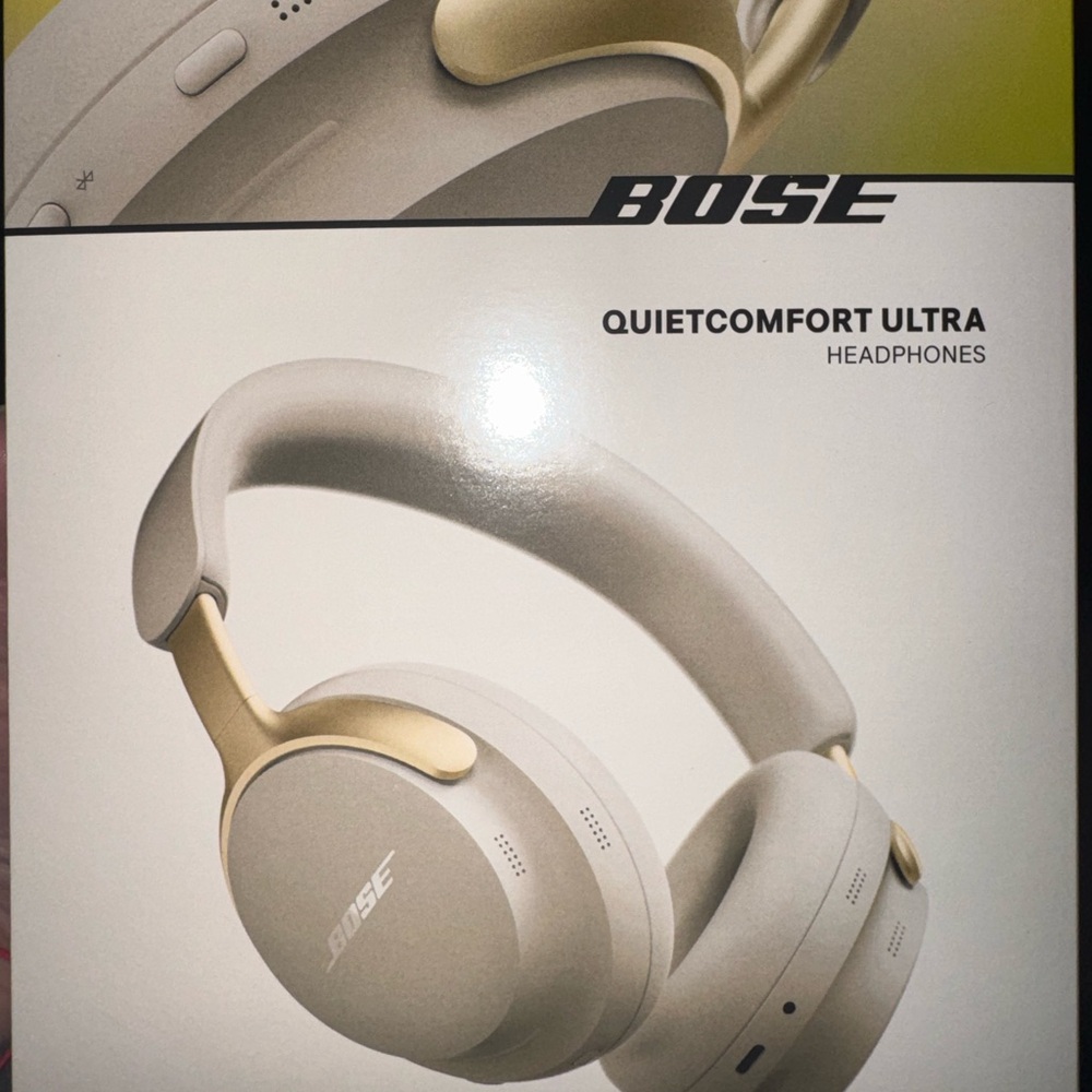 Bose QuietComfort Ultra Headphones in White and Gray